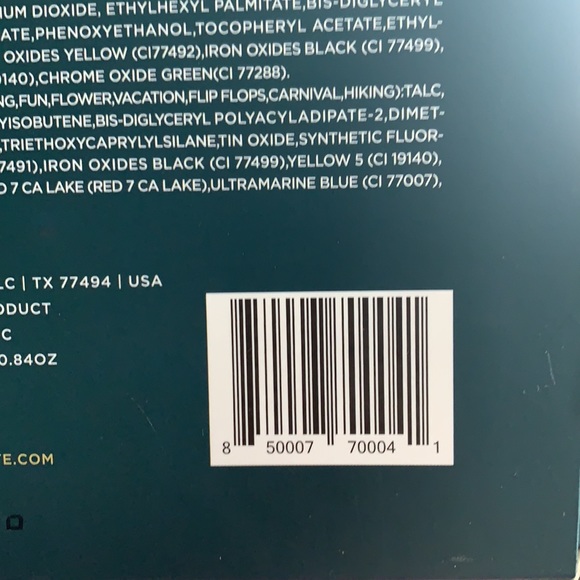 Kab cosmetics and Ace Beauty Nostalgia eye shadows - Picture 4 of 4